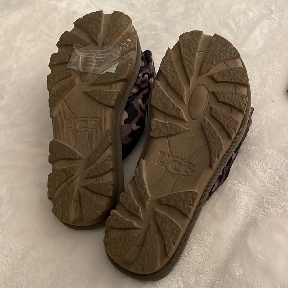 UGG Lushette Grey Leopard Puffer Slipper Sz 6 - Picture 5 of 5